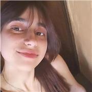 Soy una chica con experiencia en el ámbito de la enseñanza de idiomas a niños entre los 10 años y los 15.